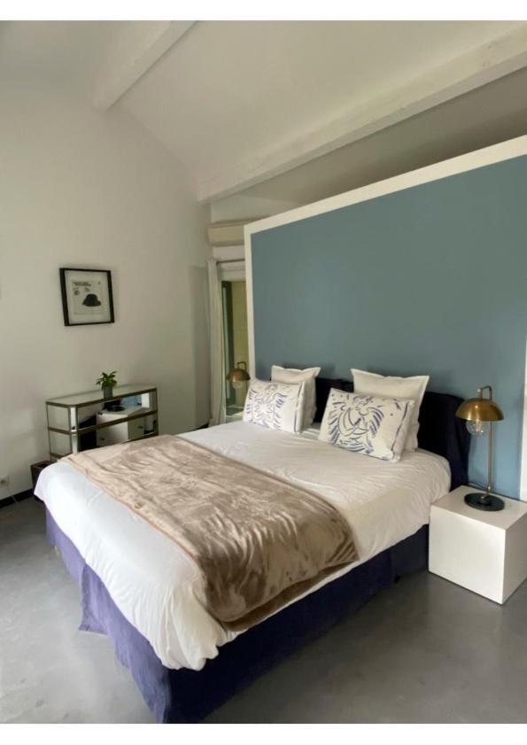 Les Esplanes Bed & Breakfast La Garde-Adhémar Eksteriør bilde