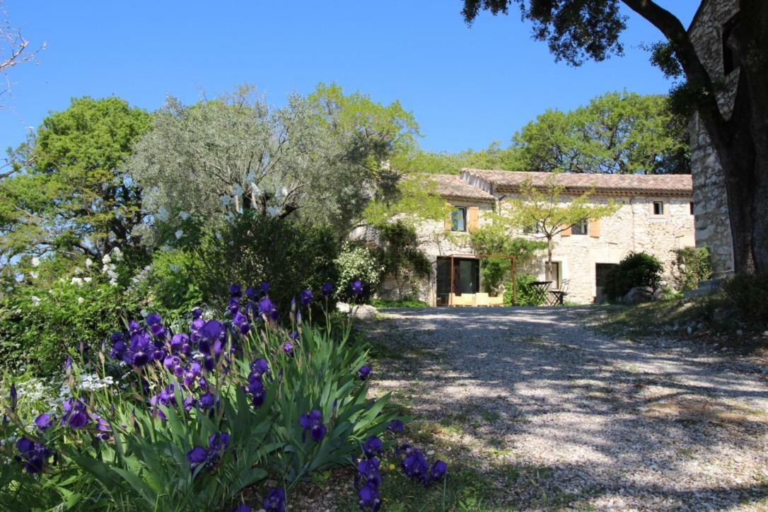Les Esplanes Bed & Breakfast La Garde-Adhémar Eksteriør bilde